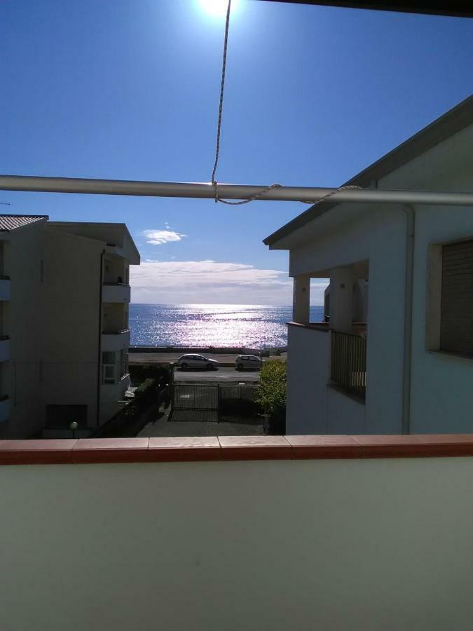 Ferienwohnung Parco Adamantina Di Fronte Al Mare Diamante Exterior foto