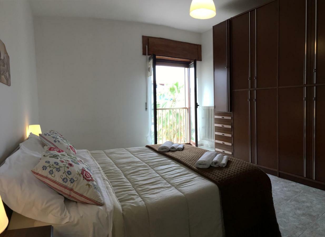 Ferienwohnung Parco Adamantina Di Fronte Al Mare Diamante Exterior foto